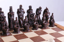 Load image into Gallery viewer, Christopher Columbus Pieces on Beech Wood Storage Chest