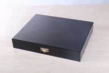 Load image into Gallery viewer, Standard Flat Wood Chess Box