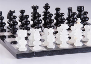 13" Onyx Chess Set - Black and White