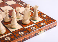 Load image into Gallery viewer, 19&quot; Consul Wooden Chess Set
