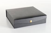 Load image into Gallery viewer, 8" Play-Keeper Magnetic Chess Set
