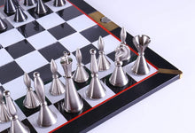 Load image into Gallery viewer, Australia Diaxi Deco Chess Set
